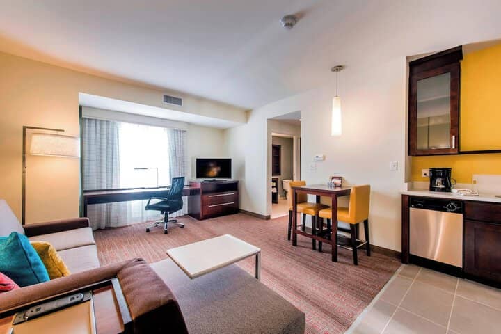 Room 12 of 35